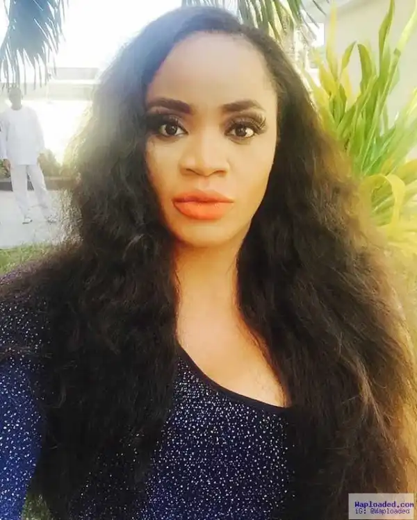 Photos: Actress Uche Ogbodo flaunts trimmed bod